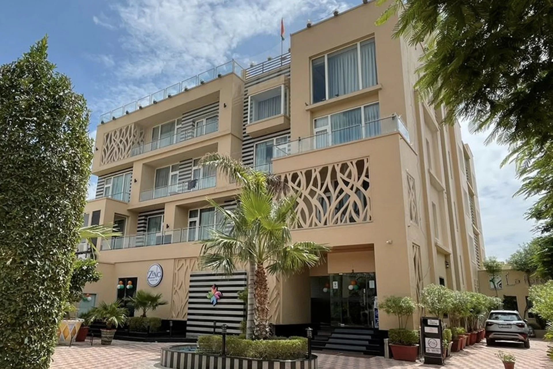 Hotel Chirag